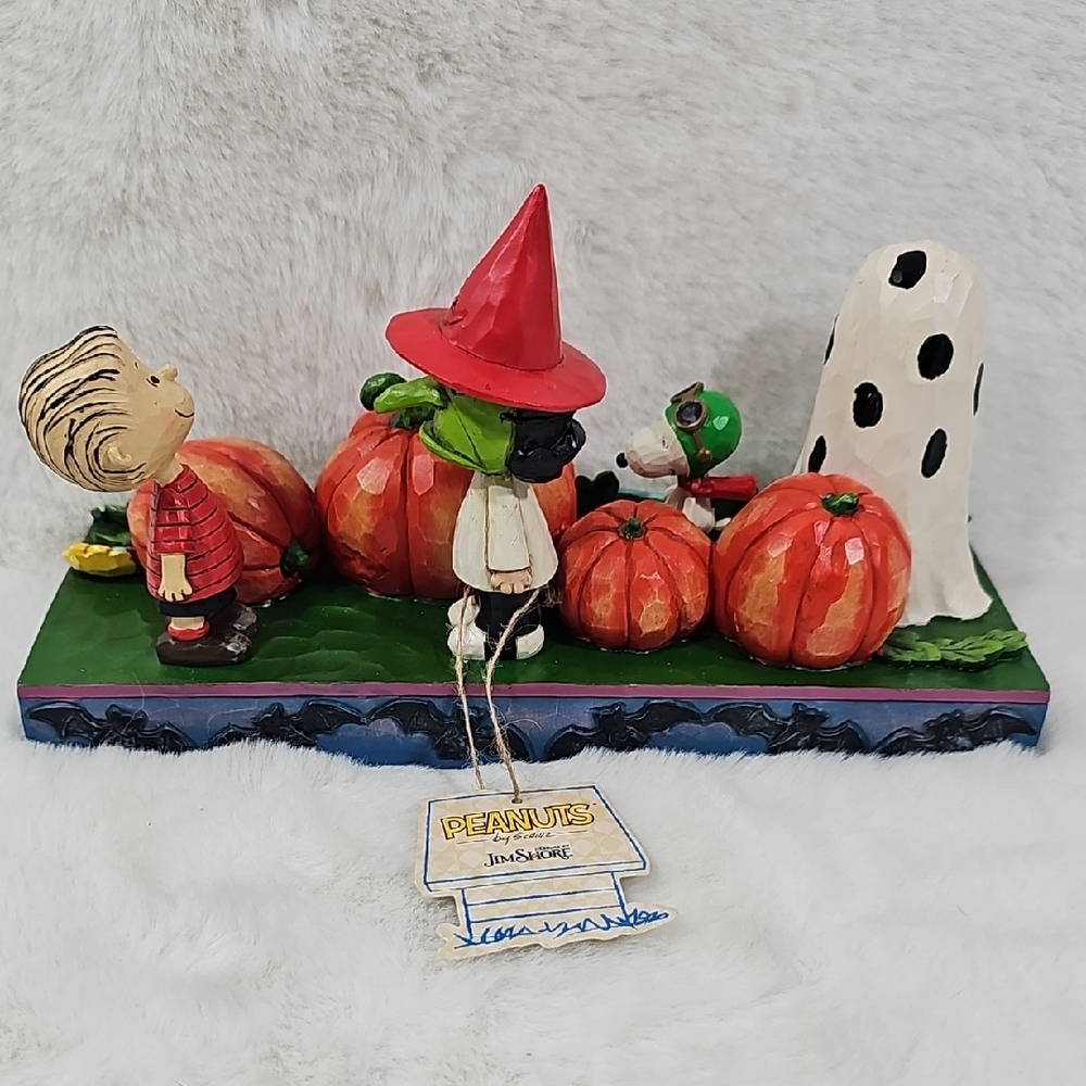 Jim Shore Peanuts Each Year the Great Pumpkin Rises Halloween Figurine 4057674